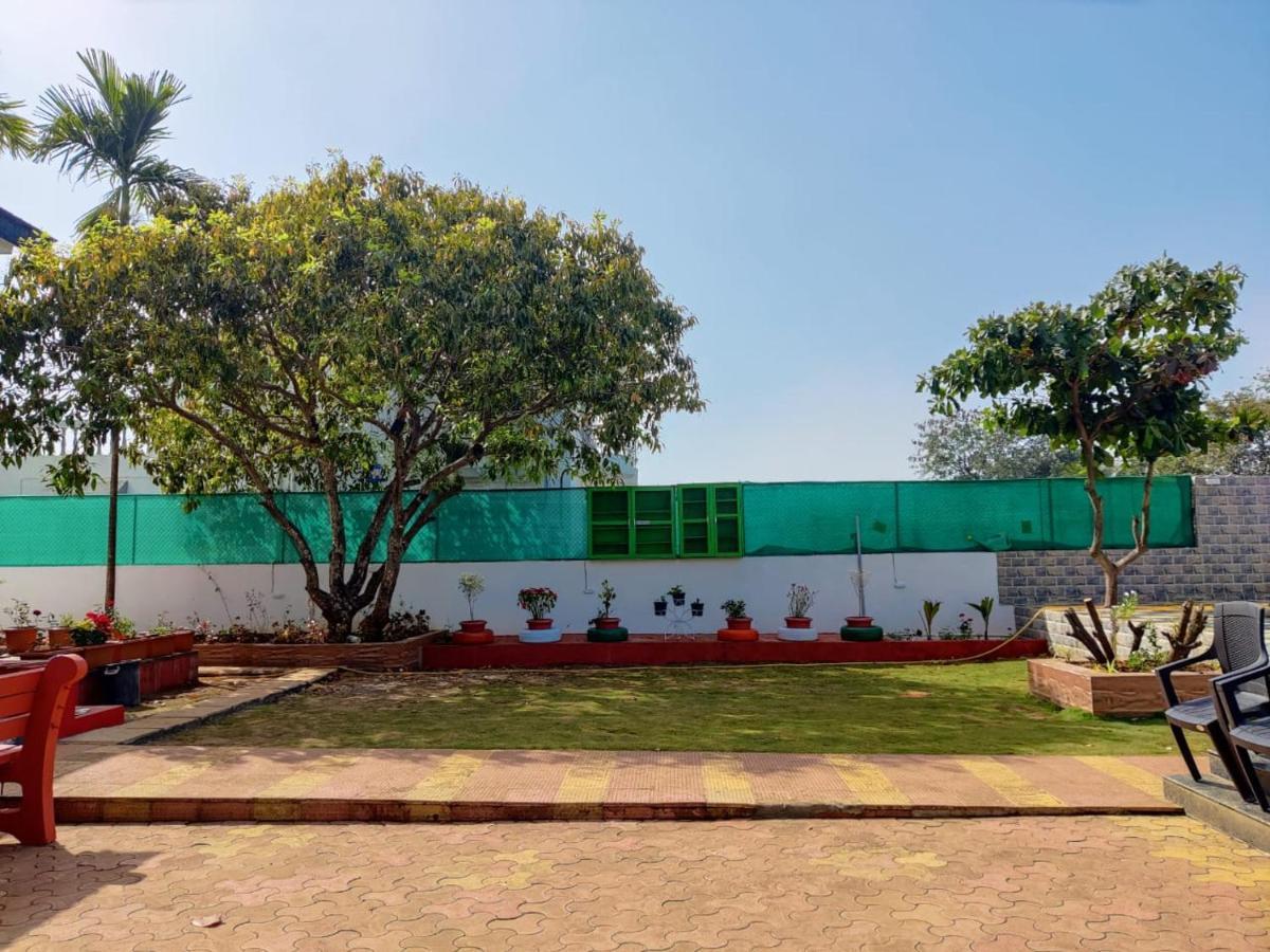 Rose Villa Lonavala Eksteriør billede