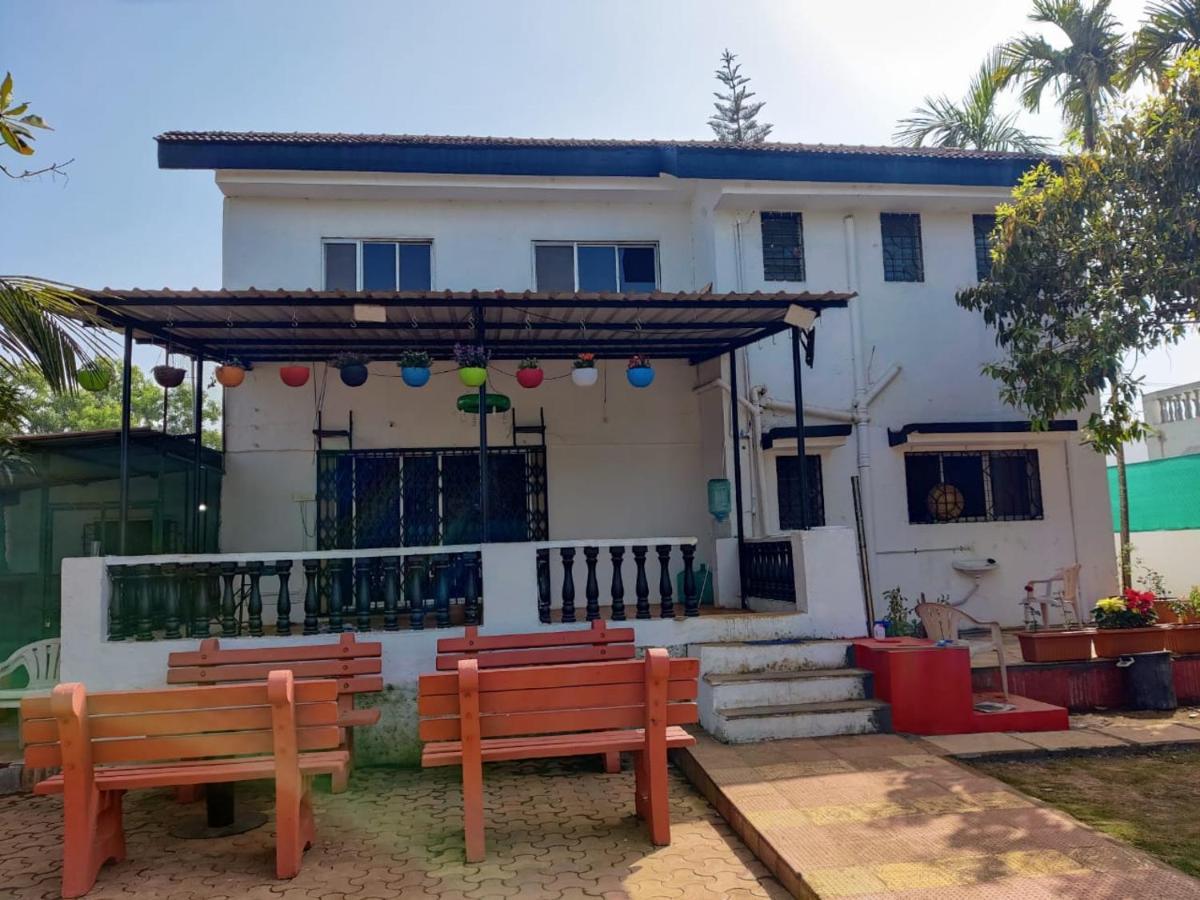 Rose Villa Lonavala Eksteriør billede